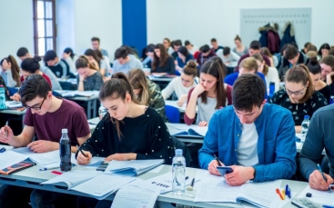 Bježi! Via! - kampanja protiv bolesti ovisnosti