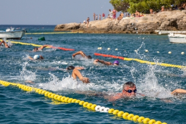 Ljetne aktivnosti kampanje “Plivaj kroz život”