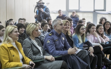 Bježi! Via! - kampanja protiv bolesti ovisnosti