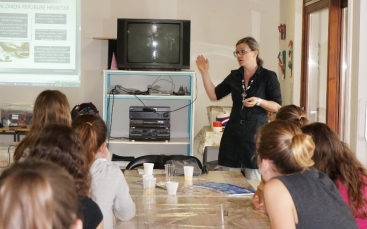 Bježi! Via! - kampanja protiv bolesti ovisnosti