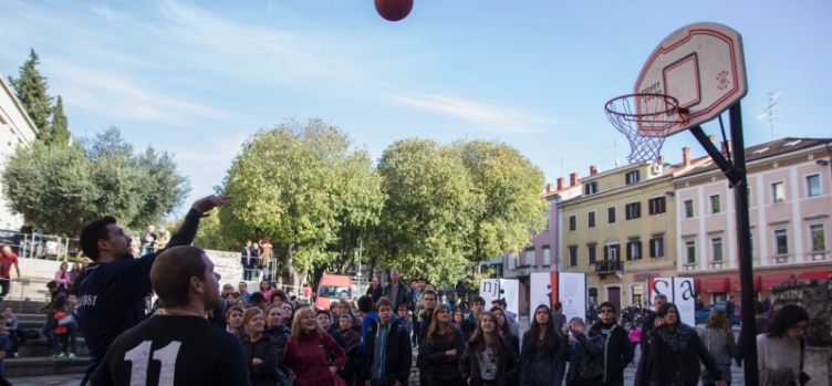 Bježi! Via! - kampanja protiv bolesti ovisnosti